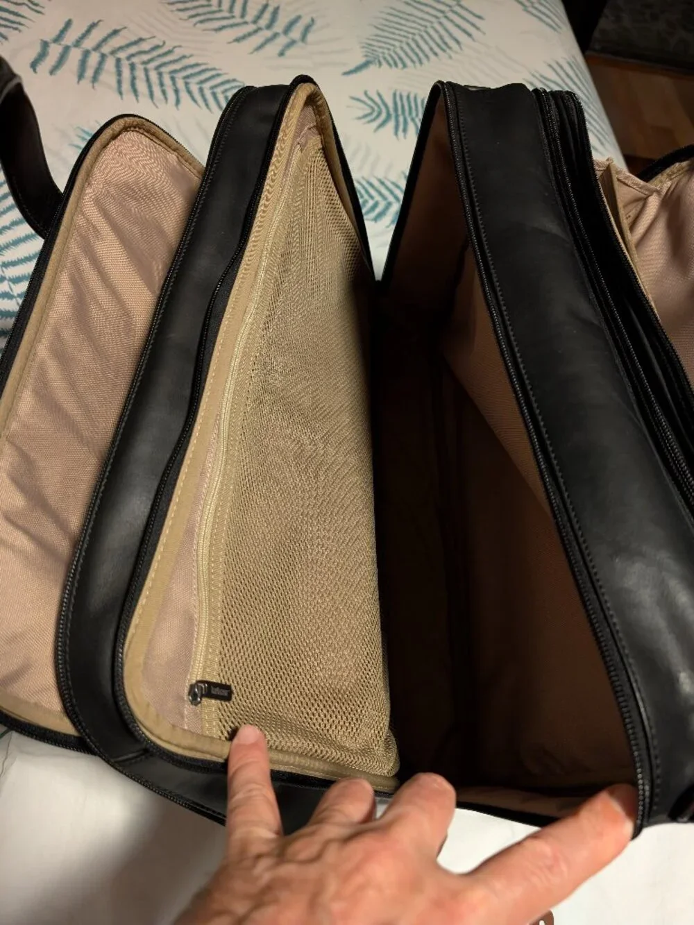 Hartmann Briefcase, Advisor Series, Black Belting Leather, Triple Compartment